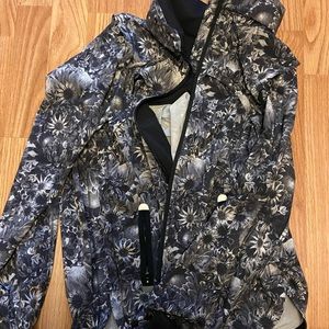 Lululemon rain jacket